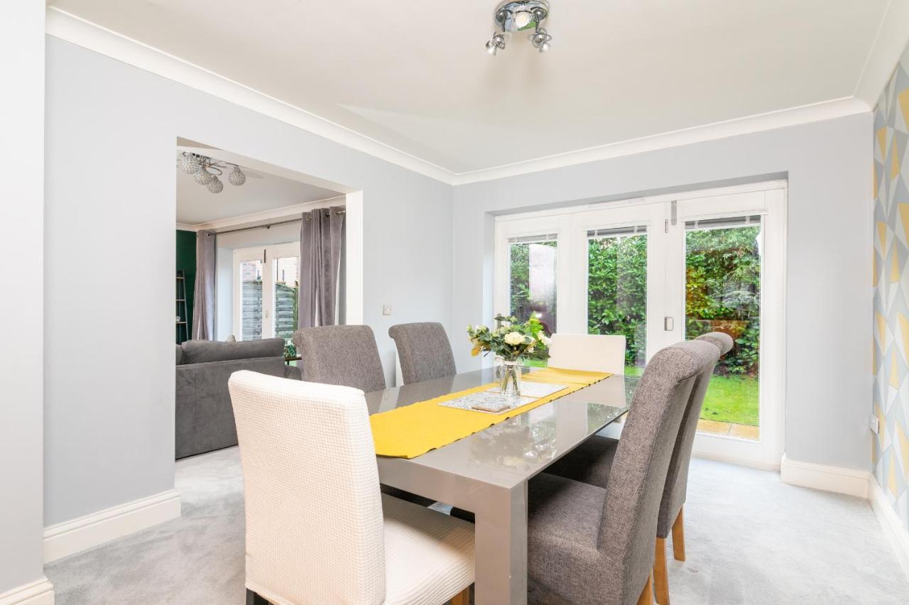 Spacious And Modern Townhouse I Pass The Keys York Exterior foto