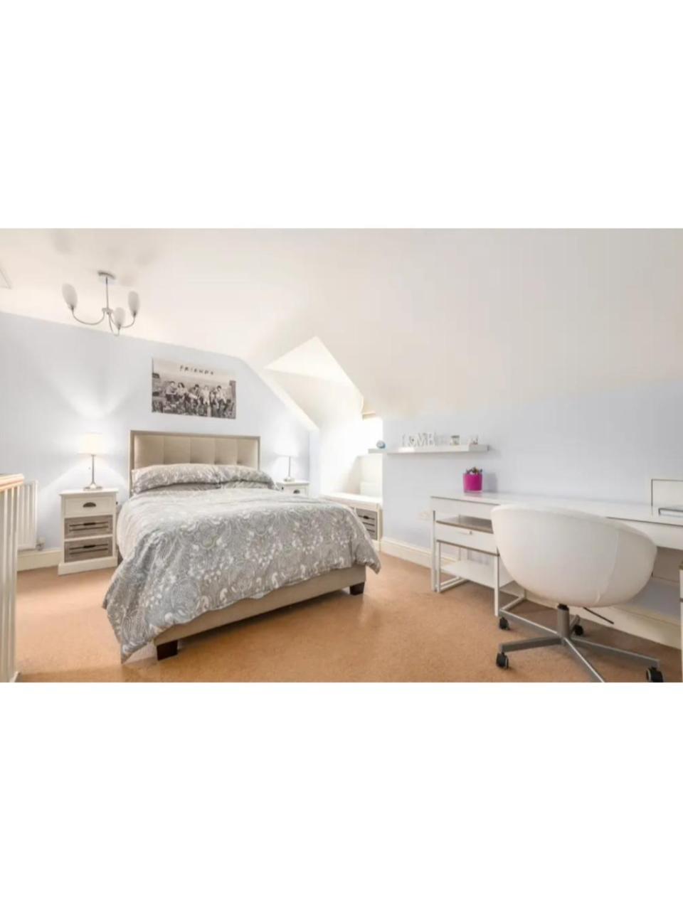 Spacious And Modern Townhouse I Pass The Keys York Exterior foto
