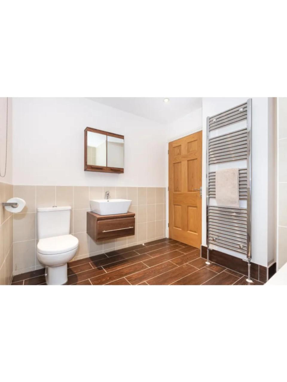 Spacious And Modern Townhouse I Pass The Keys York Exterior foto